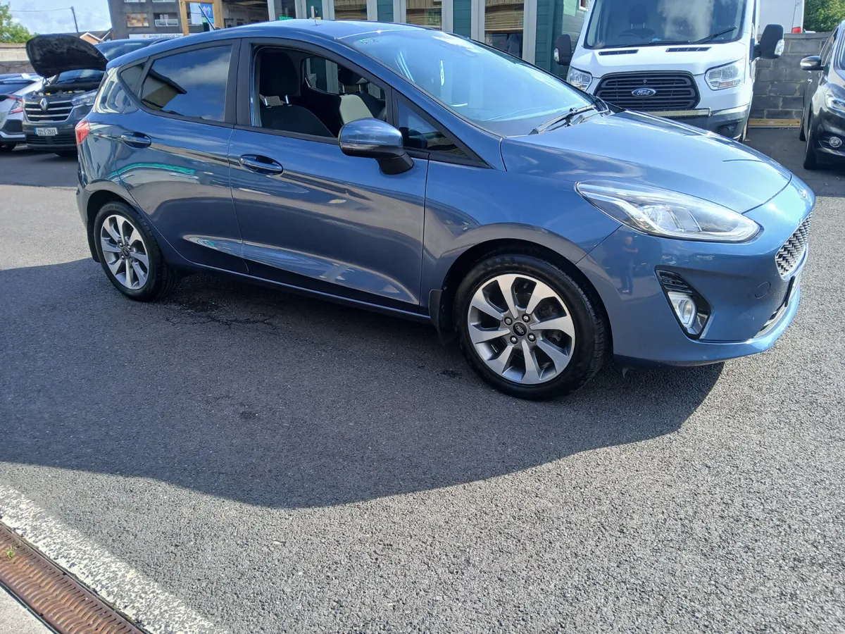 Ford Fiesta 1 owner low mileage 2020 - Image 2