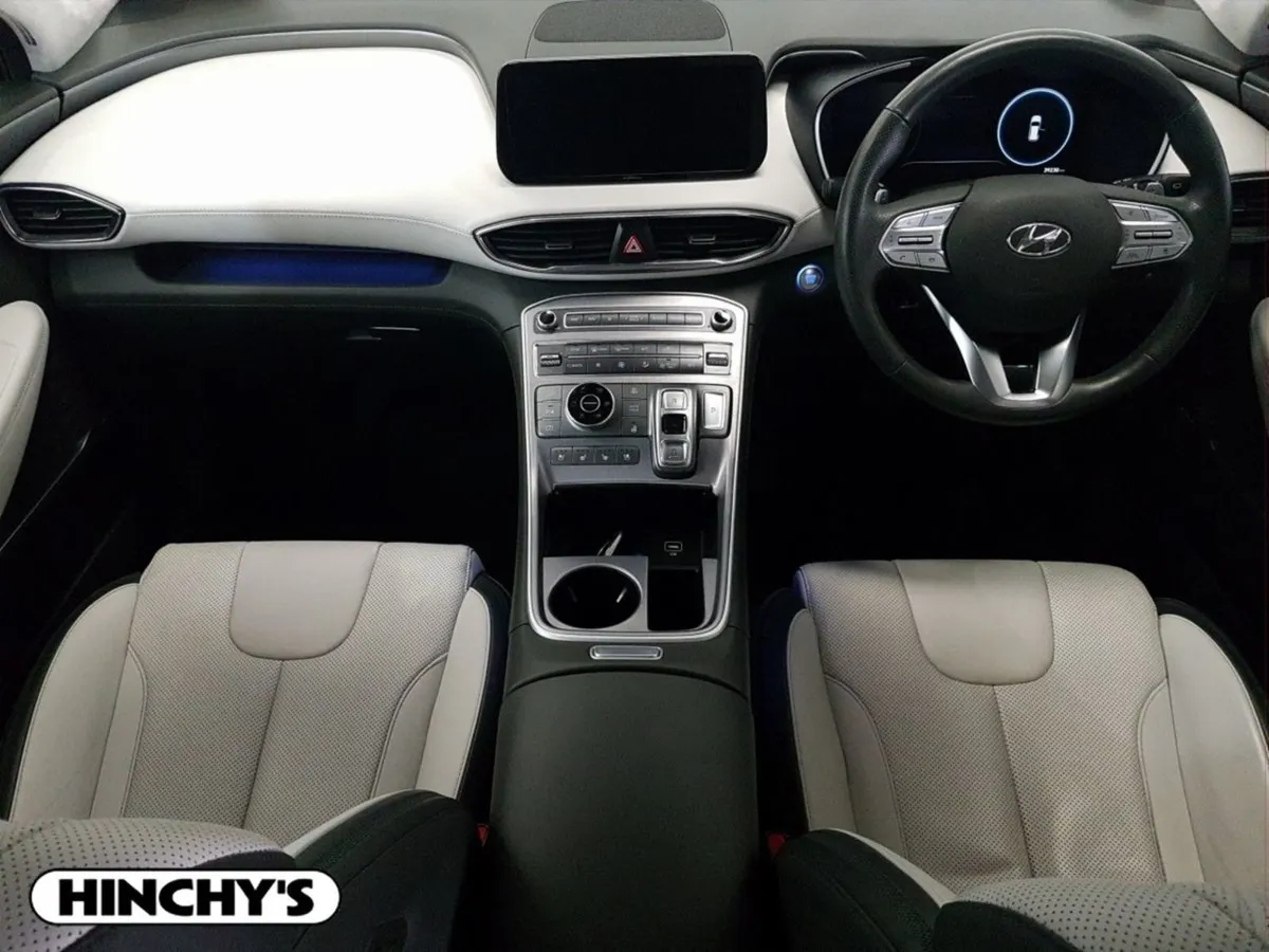 Hyundai Santa Fe 1.6 Phev 4WD Executive Plus Auto - Image 3