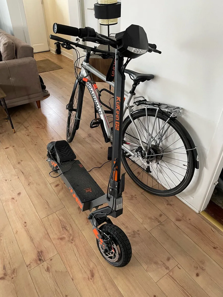 Electric scooter - Image 1