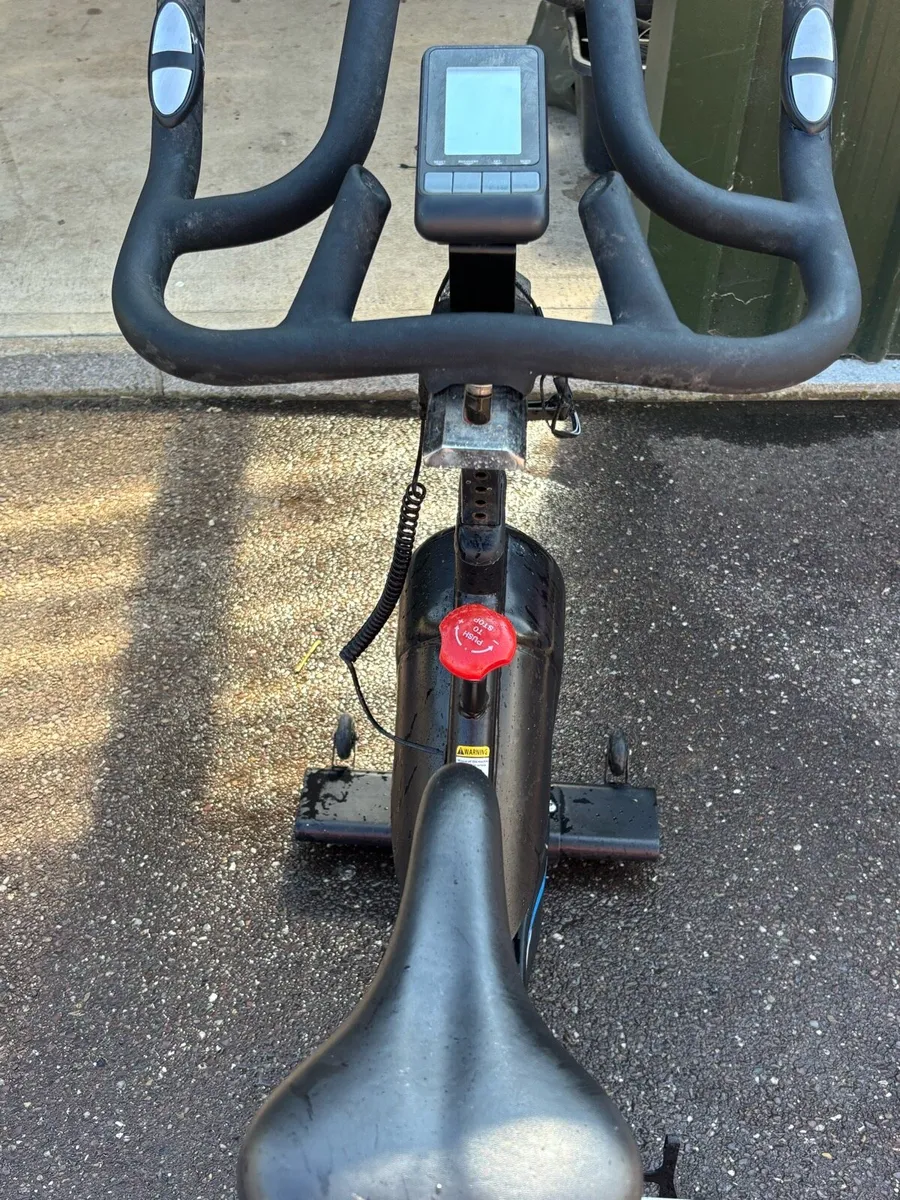 Bolt c3 Spinning bike - Image 3