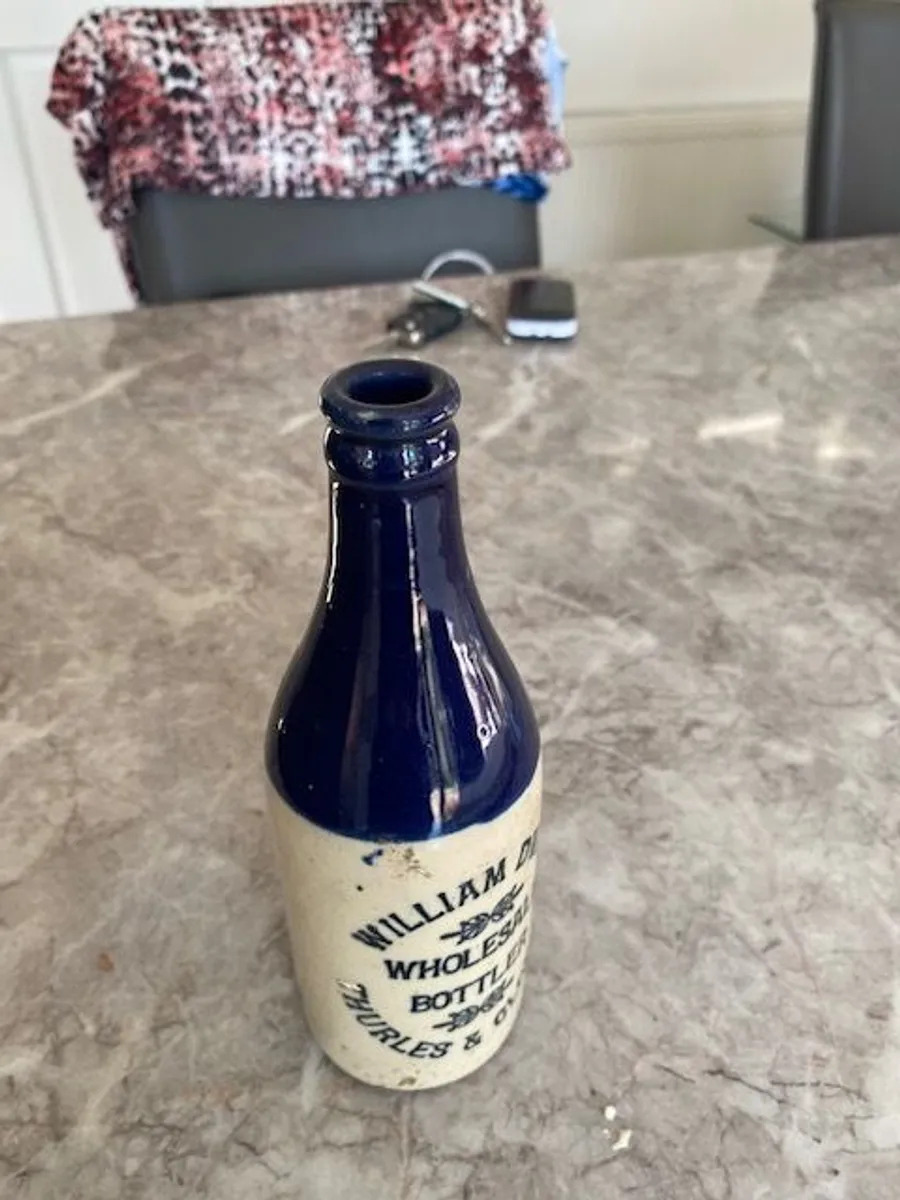 Blue Top William Dwan Ginger Beer Bottle - Image 4