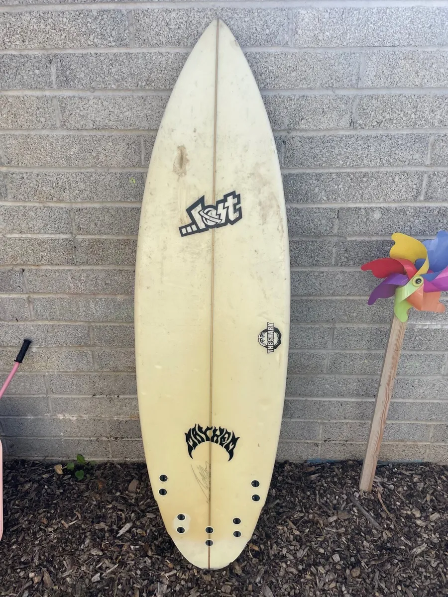 Surfboard - Image 2