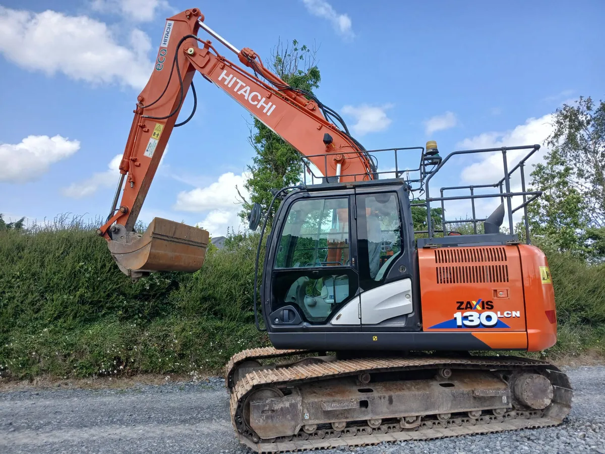 2018 Hitachi 130.6 - Image 2