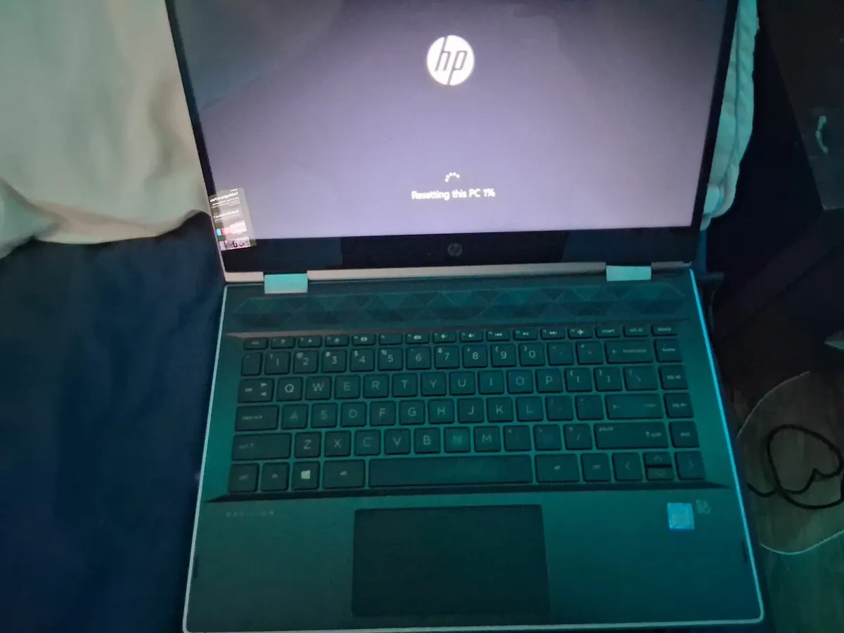 Hp pavillion laptop - Image 1