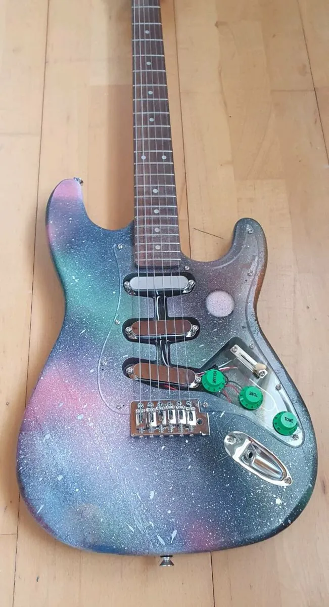 Moon Galaxy Strat - Image 3