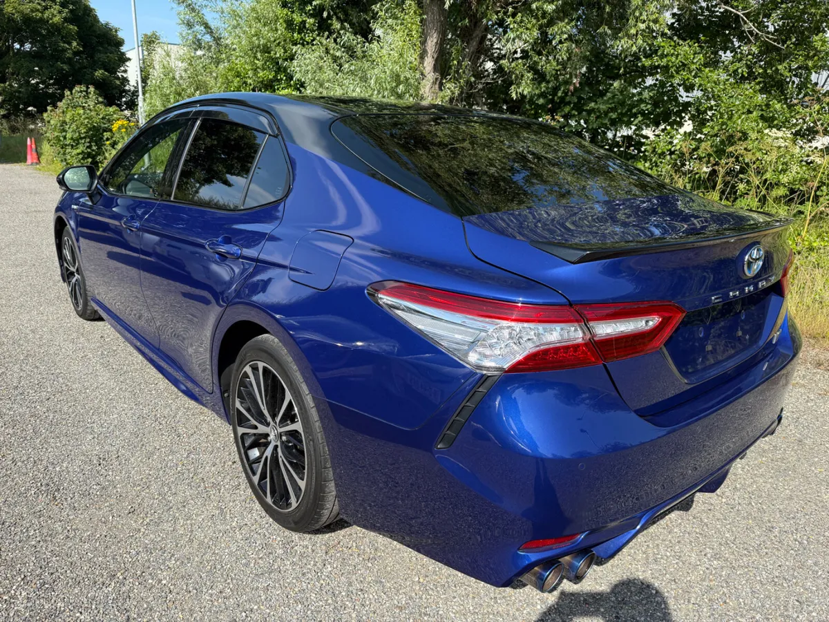 Toyota Camry hi spec!!! - Image 4