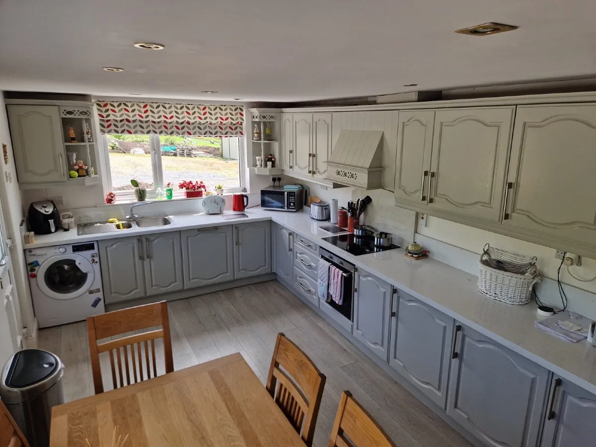 Kitchen - Image 2