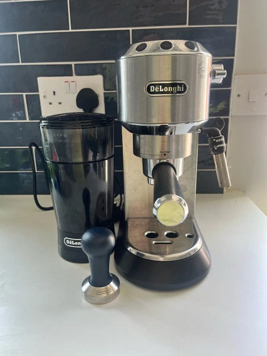 Delonghi Coffee Machine