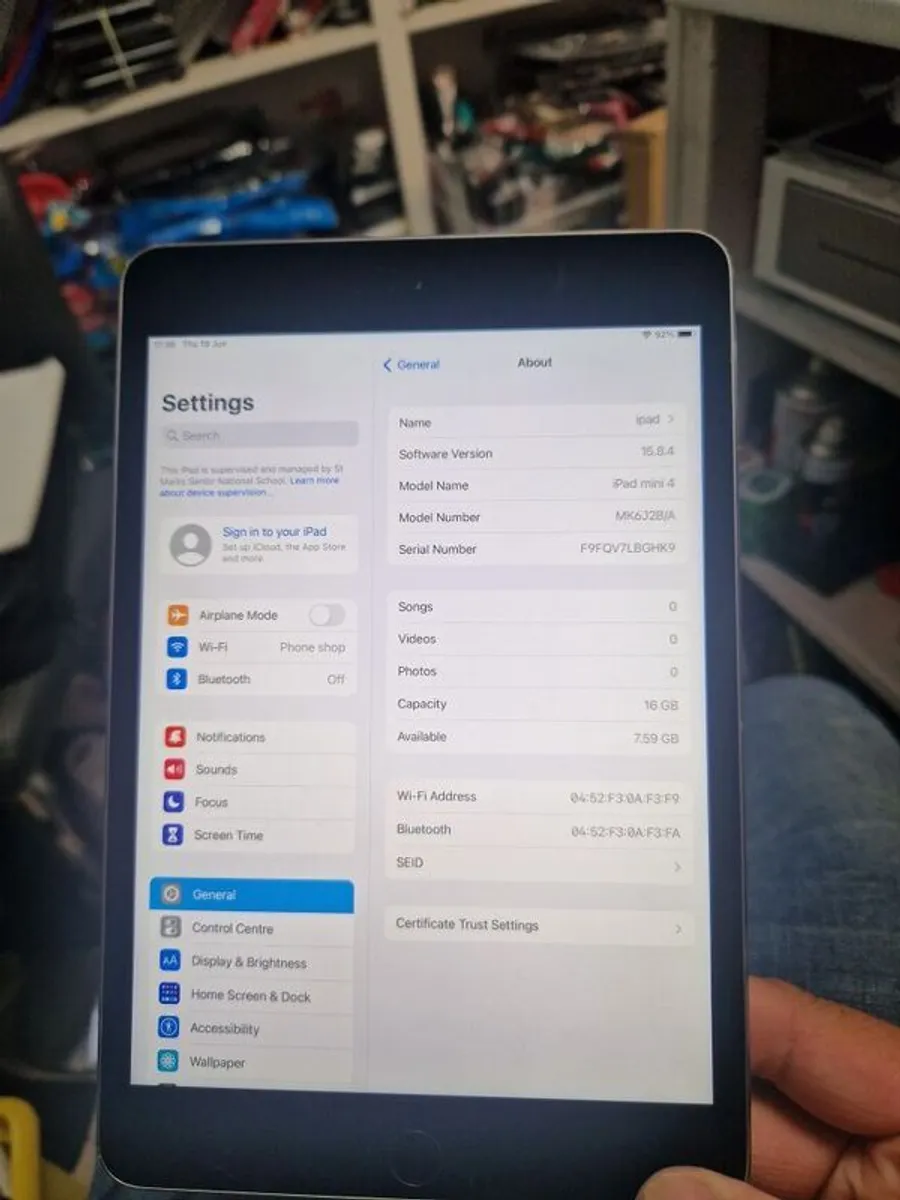 ipad mini 4 16gb Shop warranty - Image 3