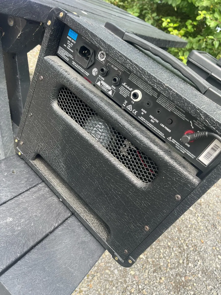Guitar amp - Image 1