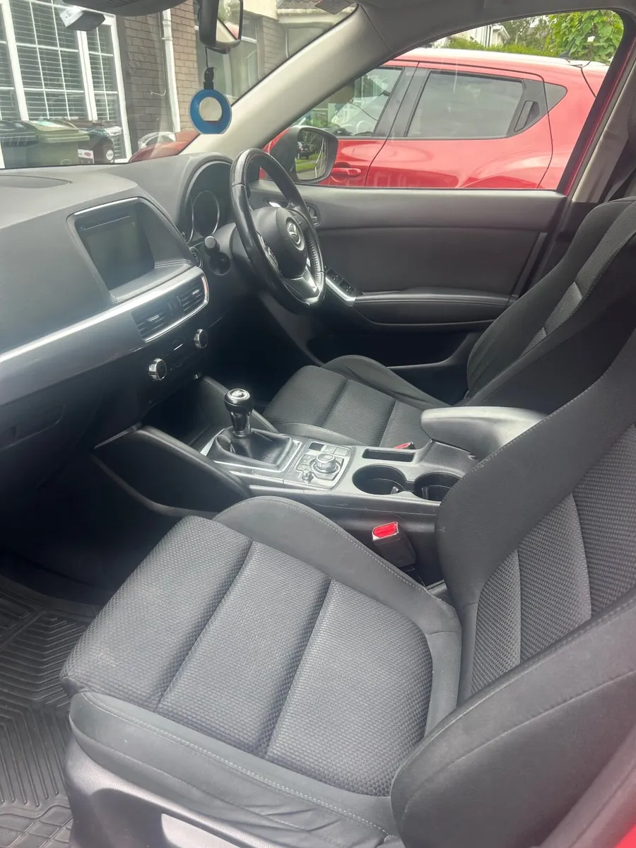 MazdacCX-5 2015 - Image 2
