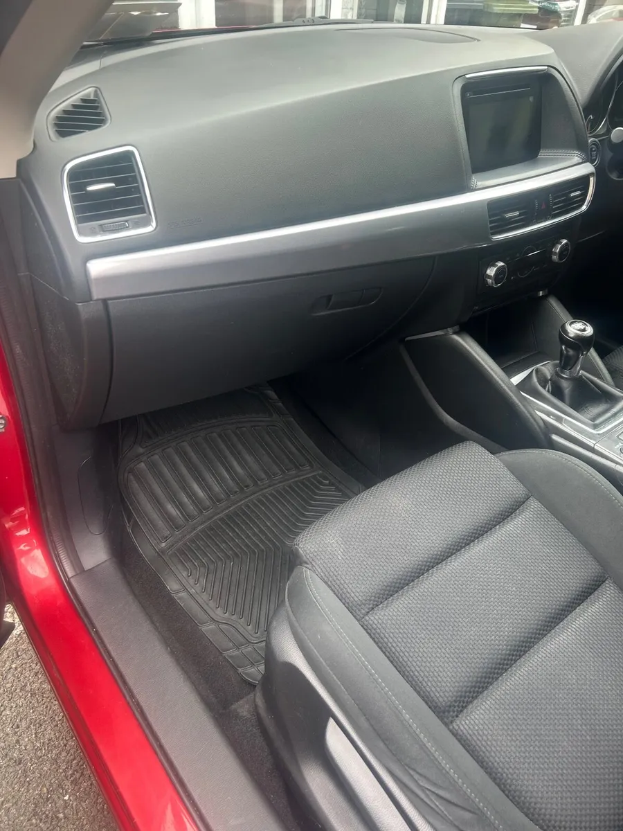 MazdacCX-5 2015 - Image 3