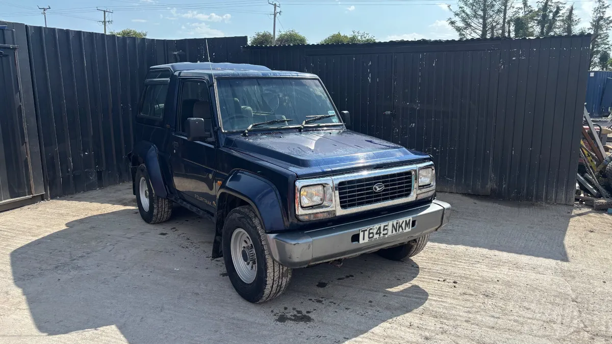 Daihatsu FourTrak - Image 3