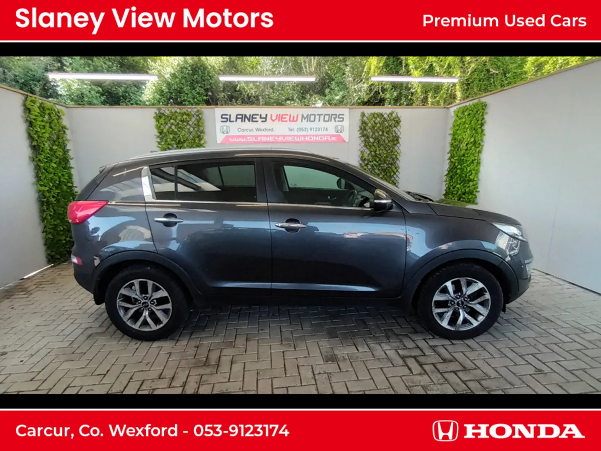 Kia Sportage PLATINUM SE 4DR - Image 1