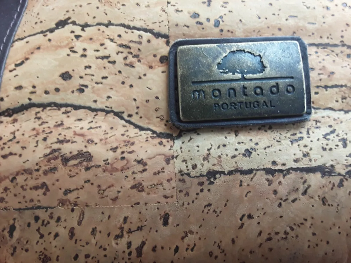 New condition designer bag rarely used - Image 4
