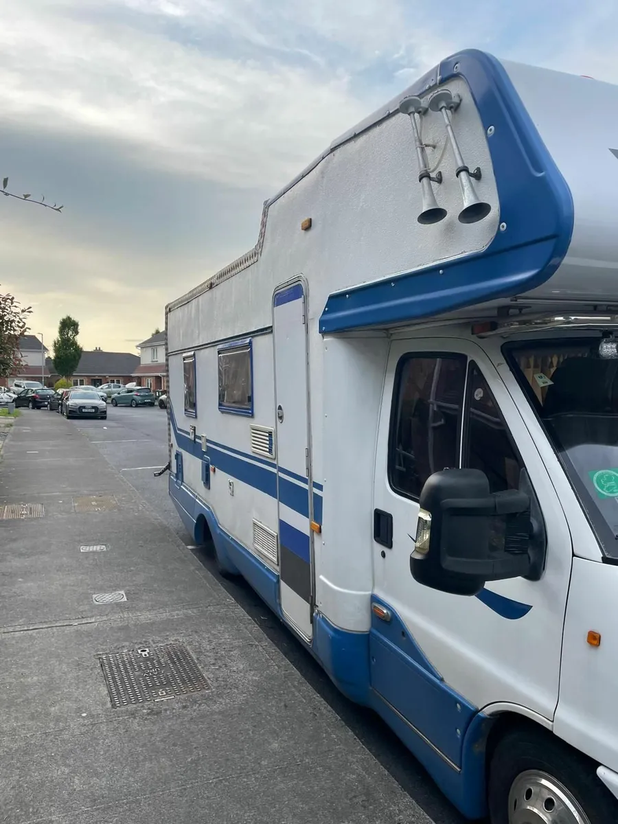 camper - Image 3