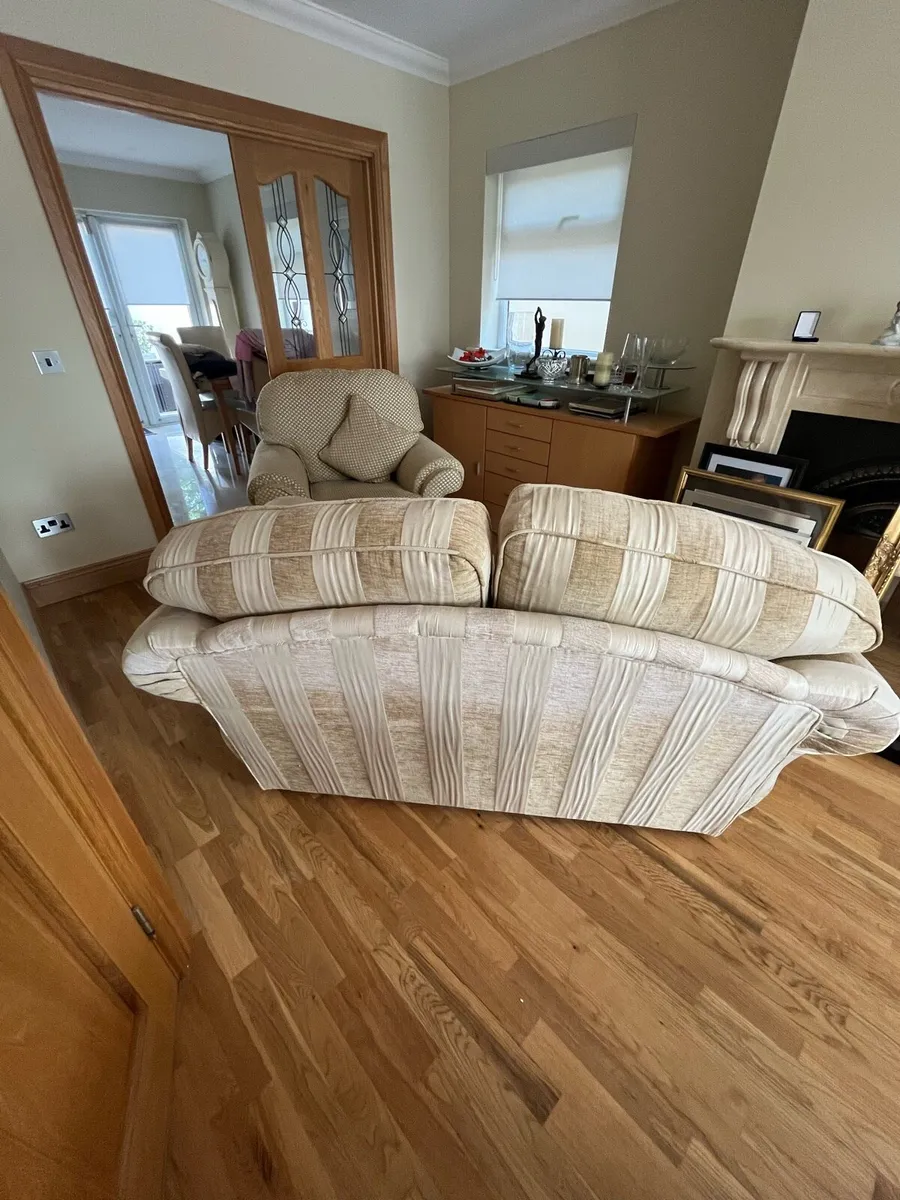 Three peice suite - Image 4