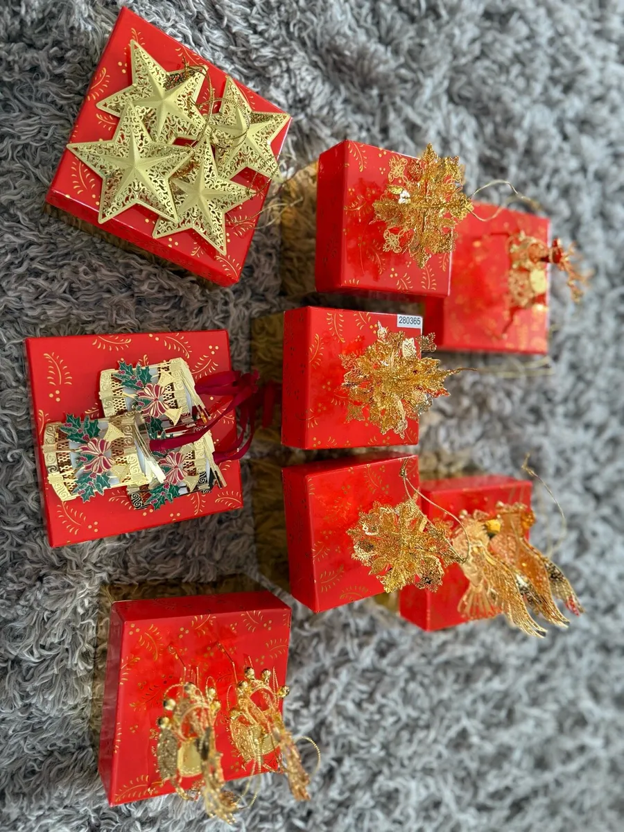 Christmas Decorations - Image 1