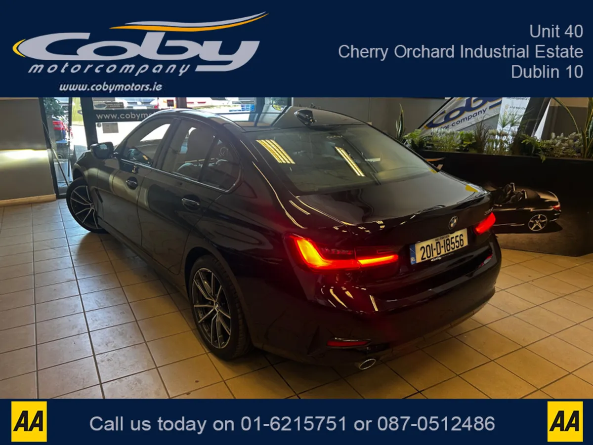 BMW 3-Series D SPORT 3SSG 4DR AUTO. Immaculate 1 O - Image 3