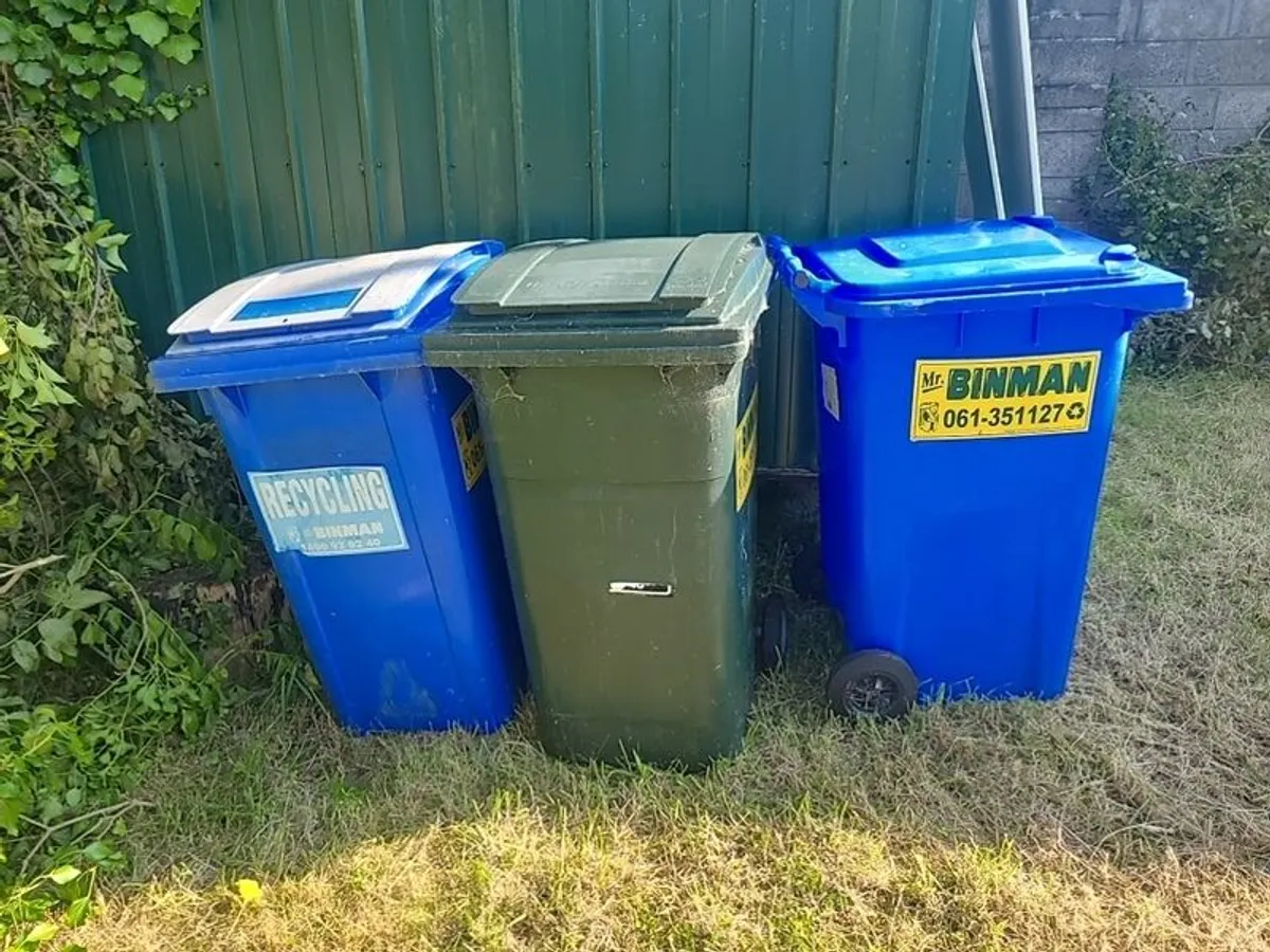 Wheelie bins