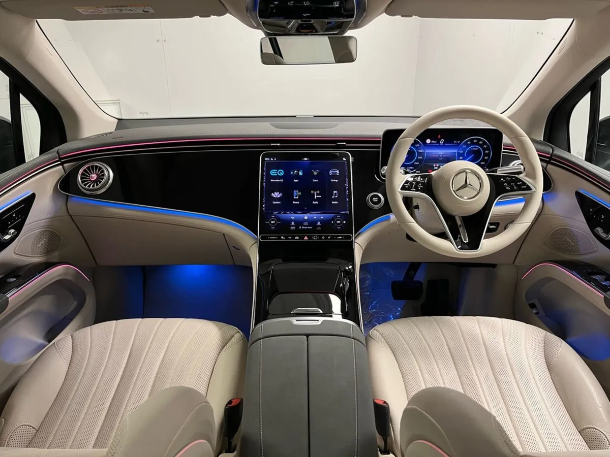 Mercedes-Benz EQS SUV 450  7 Seat AMG - Panoramic - Image 4