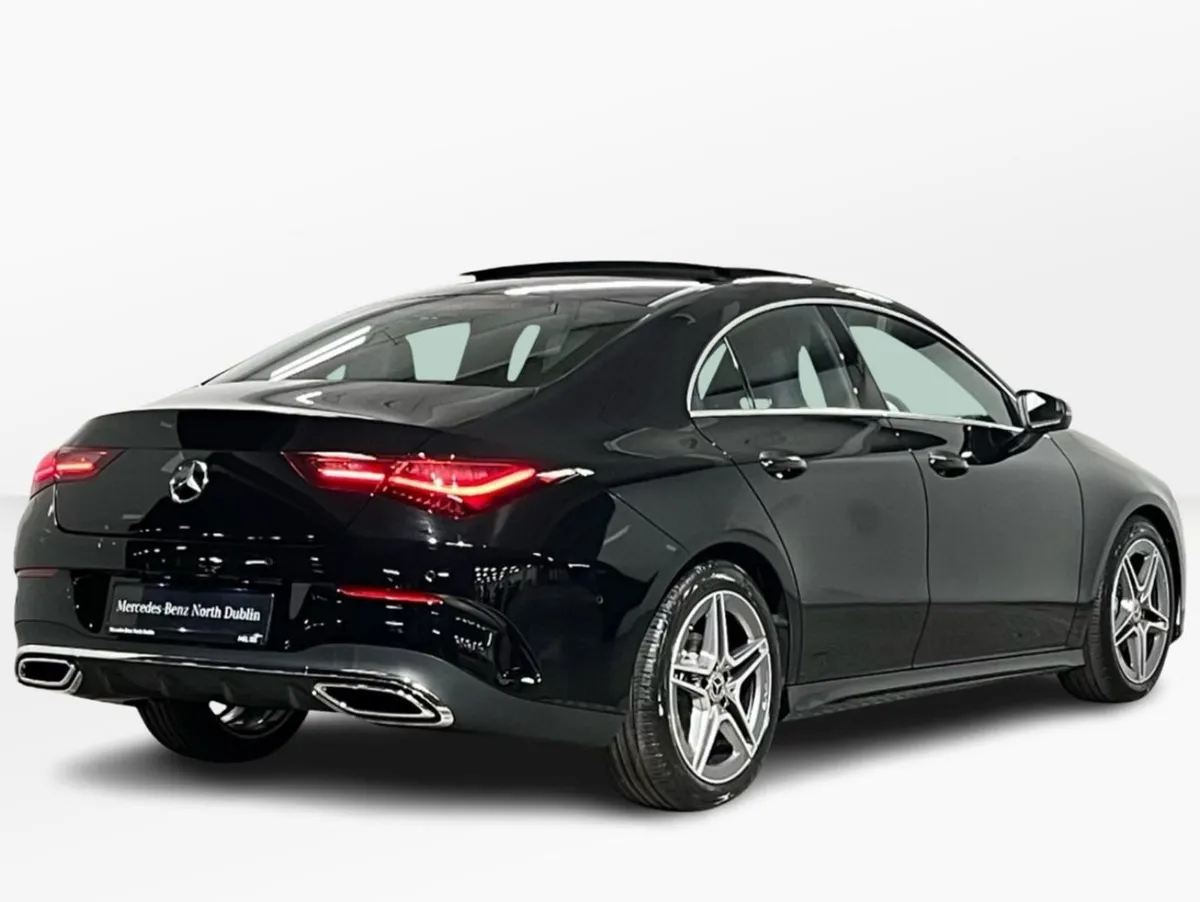 Mercedes-Benz CLA 180 AMG - Panoramic Sunroof - R - Image 3
