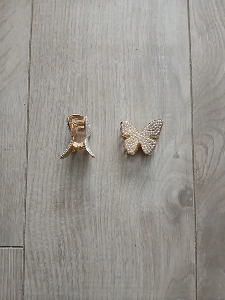 Butterfly hair clips - Image 2