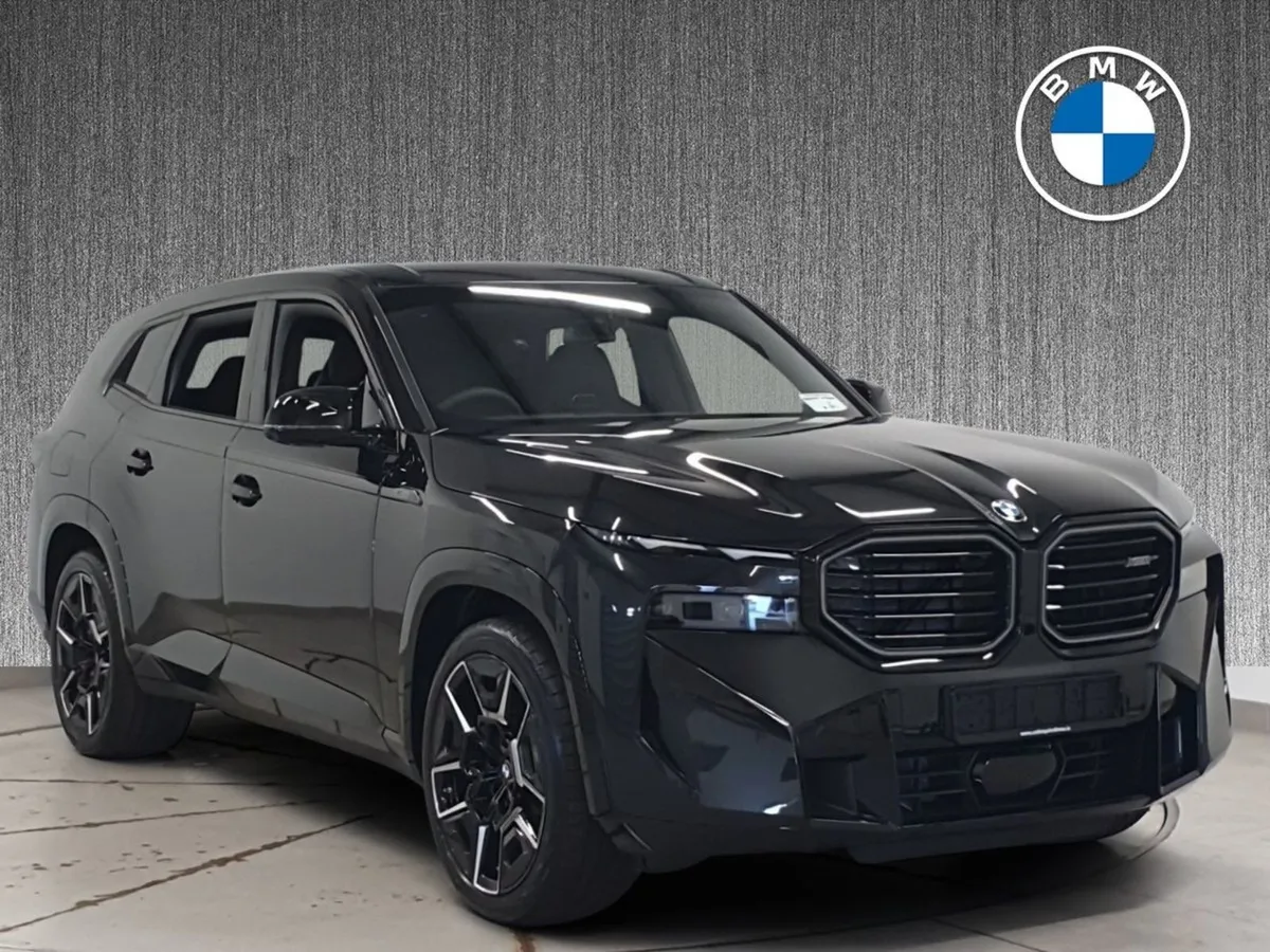 BMW XM XM 50e - Image 1