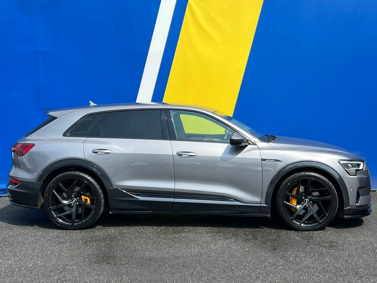 Audi e-tron 50 QUATTRO RS-PERFORMANCE // LEATHER H - Image 2