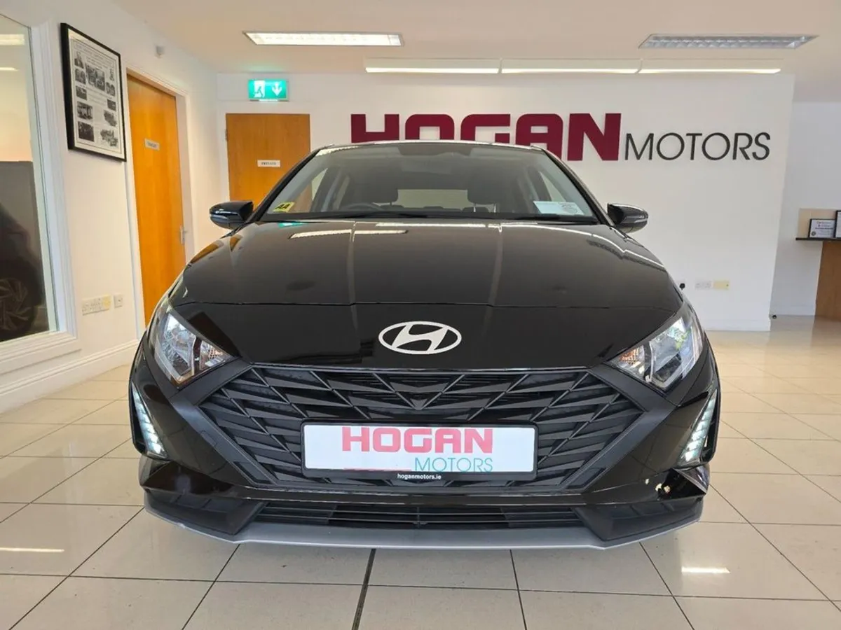 Hyundai i20 Deluxe Plus 5DR - Image 2