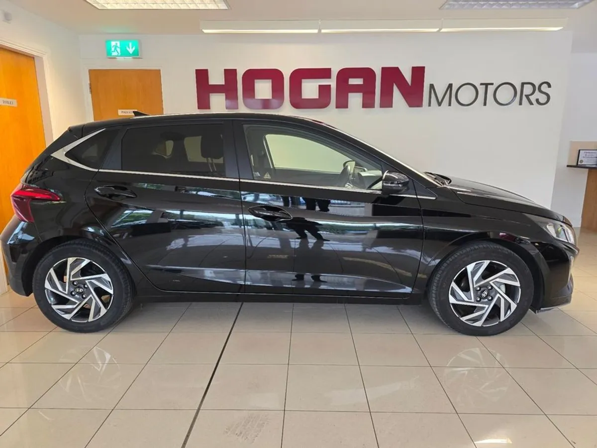 Hyundai i20 Deluxe Plus 5DR - Image 3
