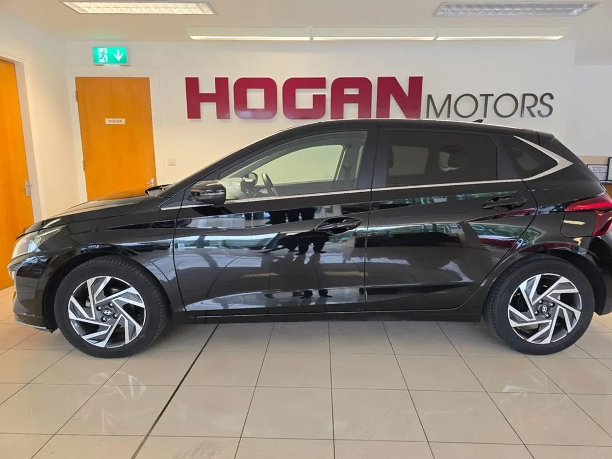 Hyundai i20 Deluxe Plus 5DR - Image 4