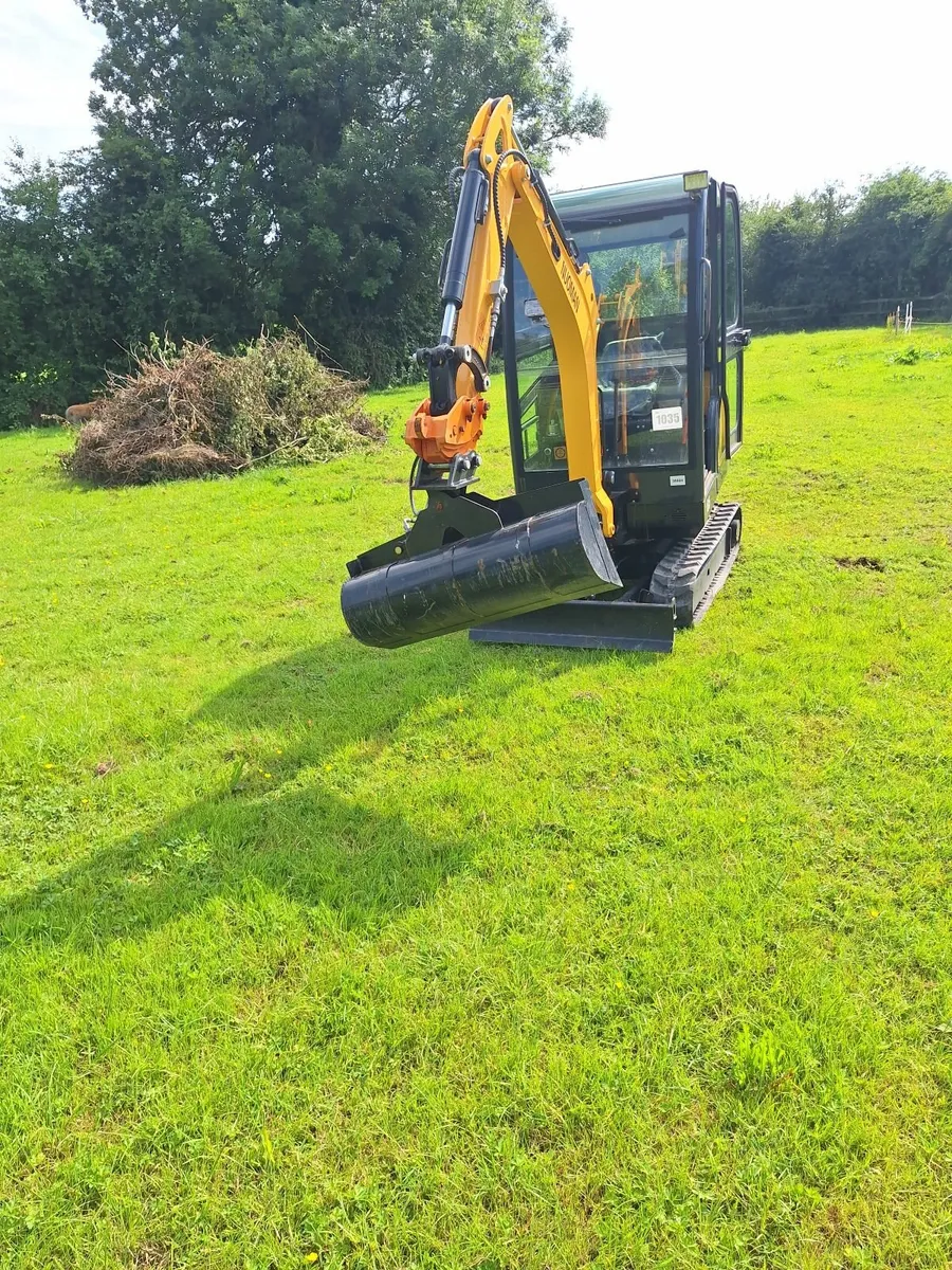 2.5 Ton Digger - Image 4