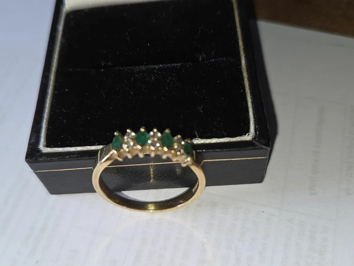 Gold Ring with Emeralds & Diamonds - Image 4