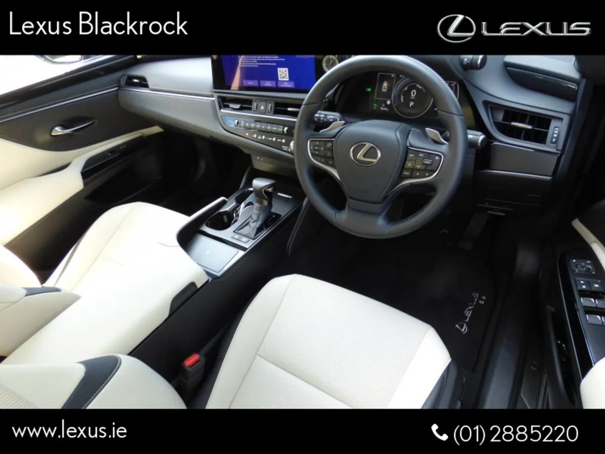 Lexus ES 300h Hybrid Dynamic  demo Car - Save  5 - Image 2
