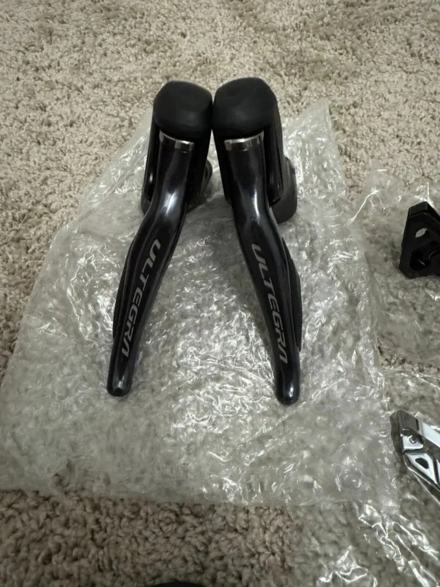 Ultegra Di2 11spd Groupset - Image 2