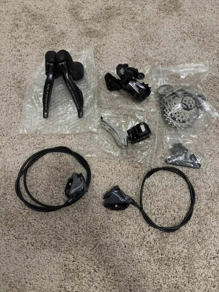 Ultegra Di2 11spd Groupset - Image 1