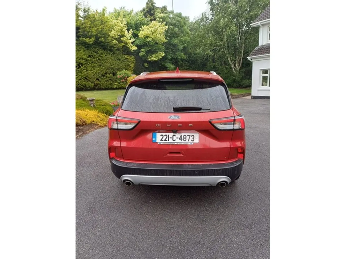 Ford Kuga Titanium 5DR 1.5 TD 120 S6.2 M6 F - Image 2