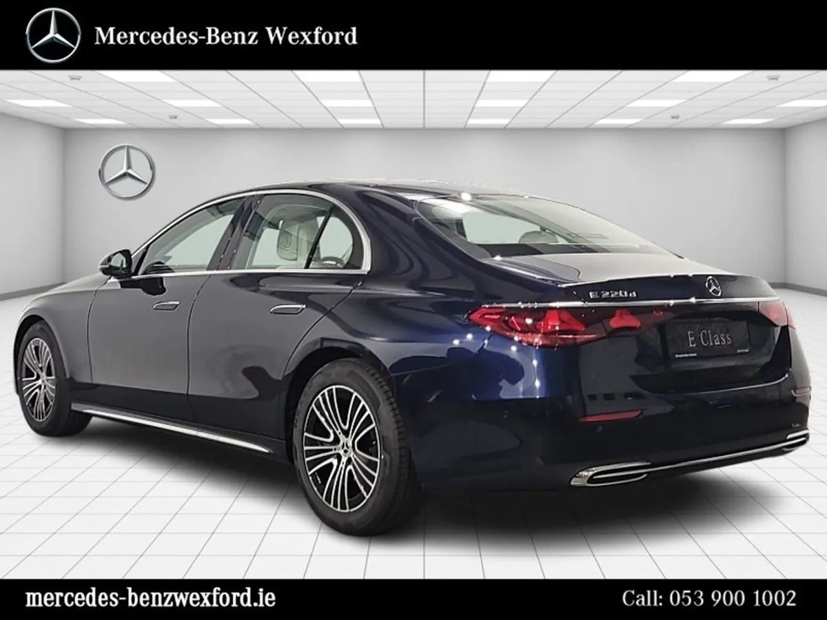 Mercedes-Benz E-Class E220d Exclusive Model - Image 4