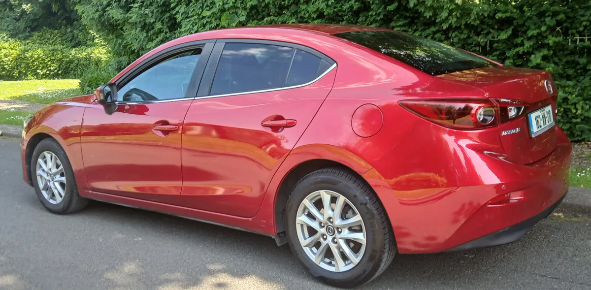 Mazda Mazda3 2016 1.5 PETROL EXEC SE 4dr - Image 4