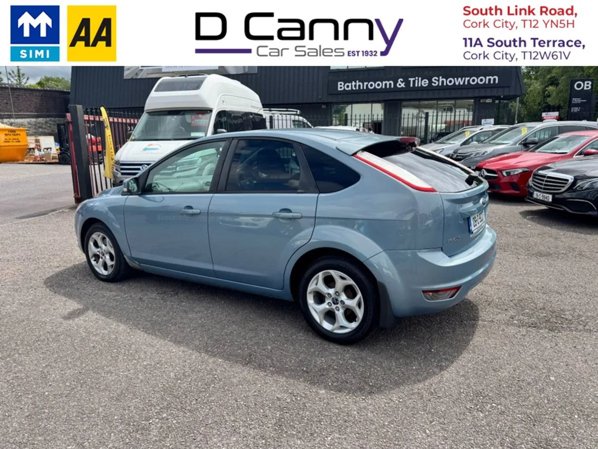 Ford Focus 1.6 Tdci Style 110BHP 05 5DR - Image 3