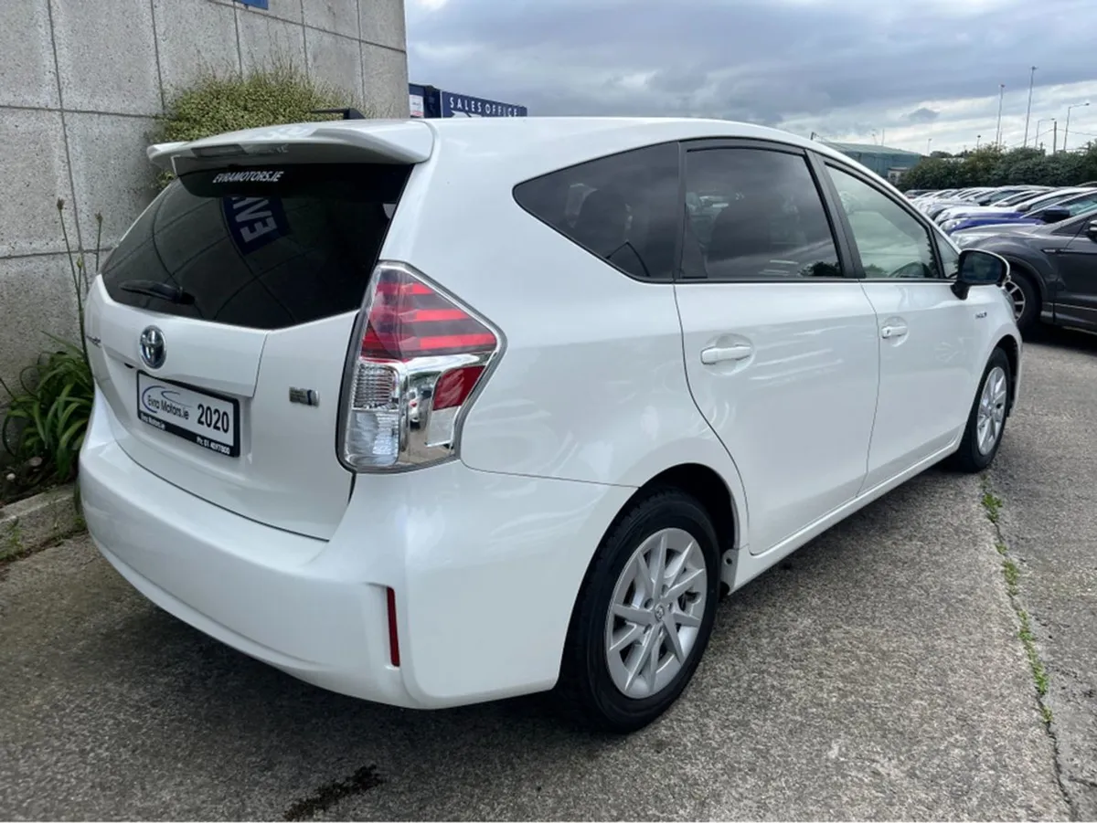 Toyota Prius 7 Seater Automatic 1.8 Petrol Hybrid - Image 4