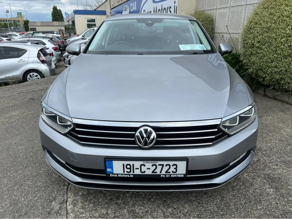 Volkswagen Passat Highline 2.0 TDI Diesel 150 //h - Image 2