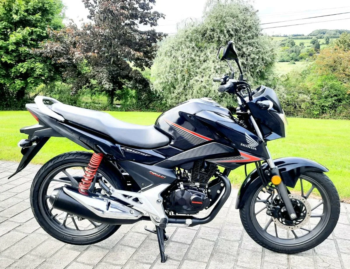 Honda CB125F - Image 2