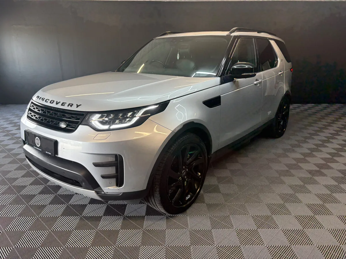 2018 Land Rover Discovery 3.0D  HSE Black Edition - Image 3