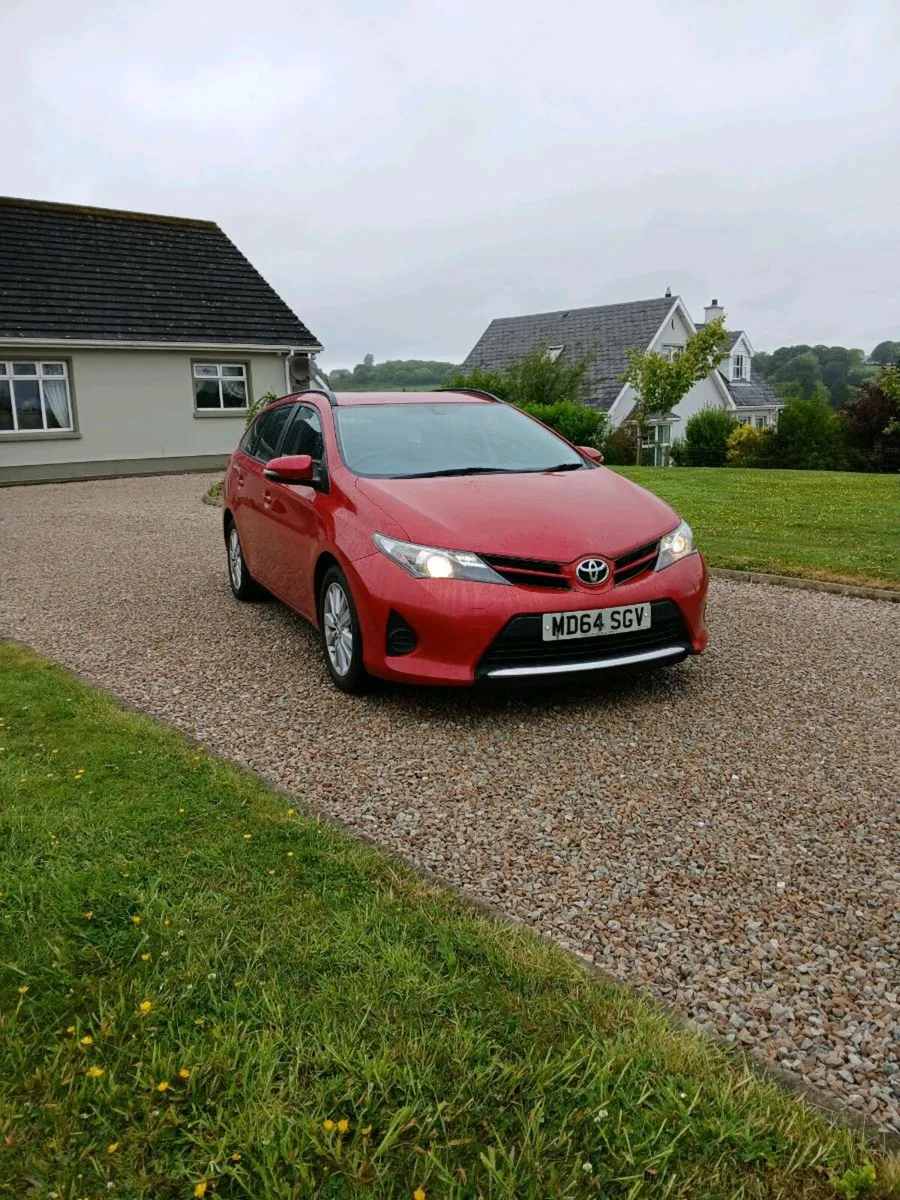 Toyota Auris - Image 1