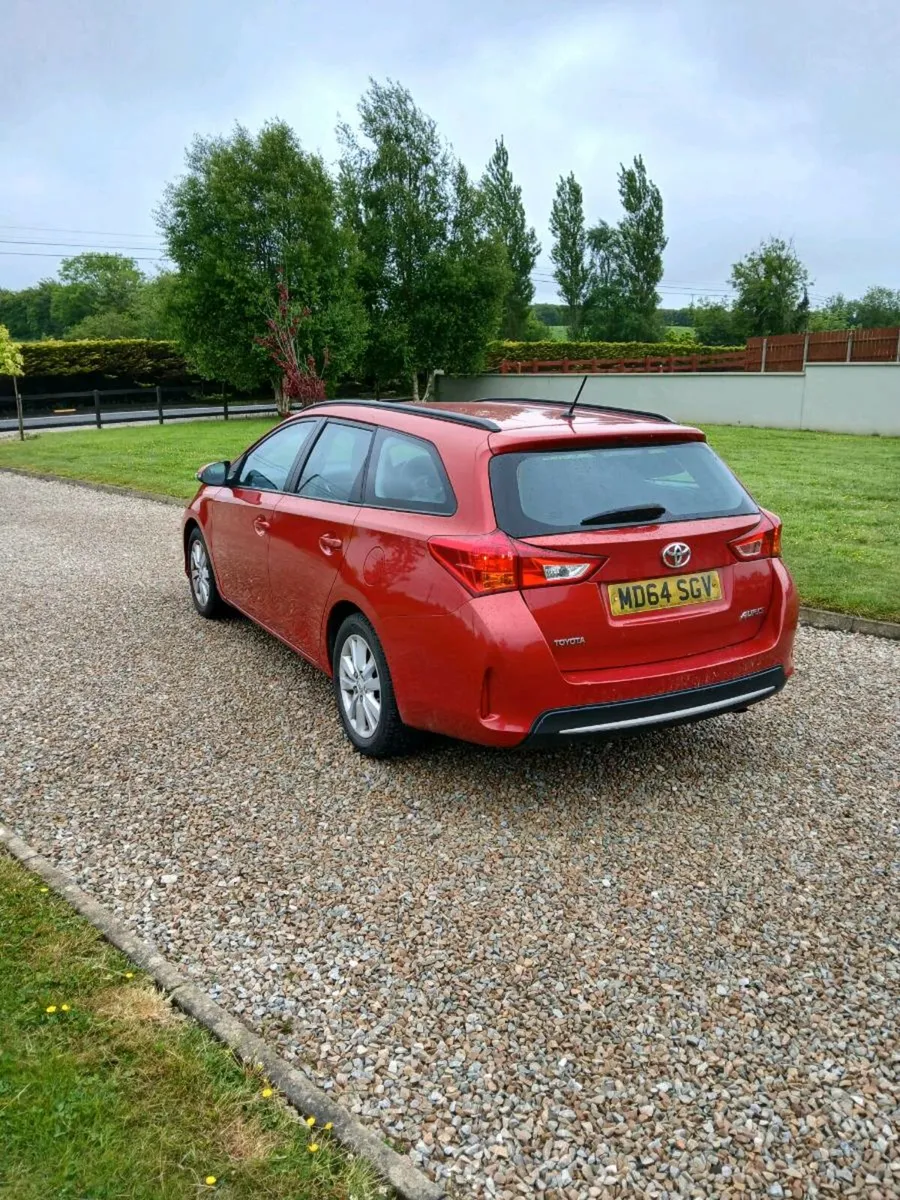Toyota Auris - Image 3