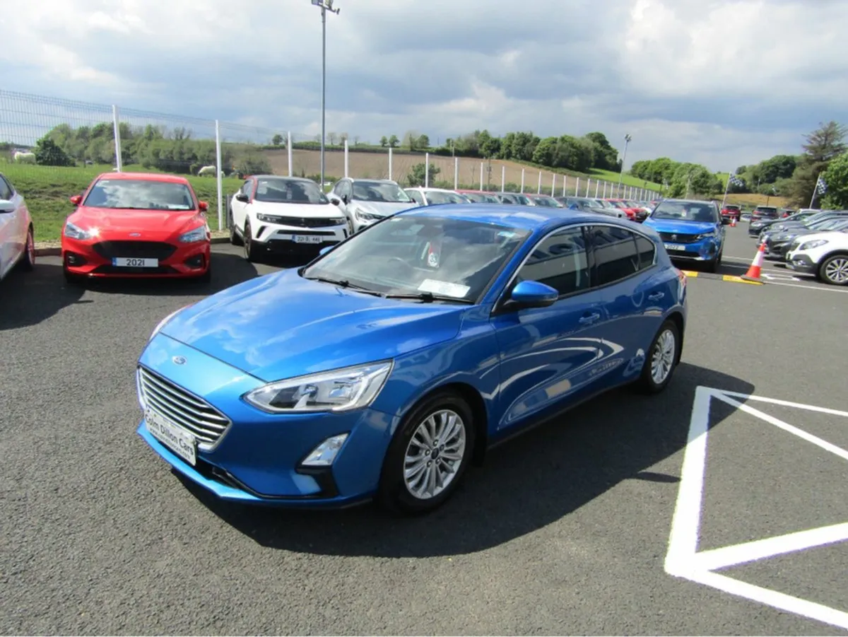 Ford Focus 1.5 Tdci Titanium 120PS 6speed 5DR - Image 4