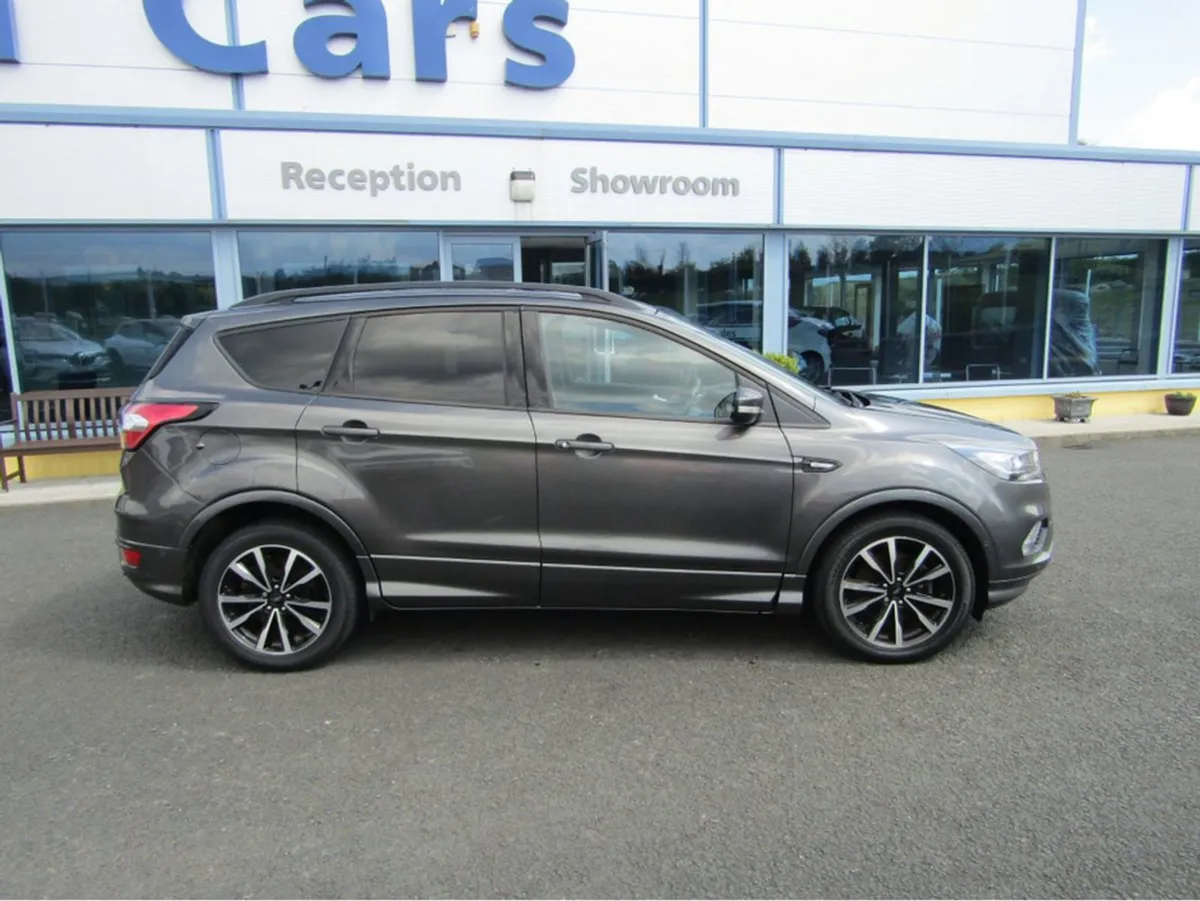 Ford Kuga St-line 1.5 Tdci 120PS FWD 4DR - Image 3