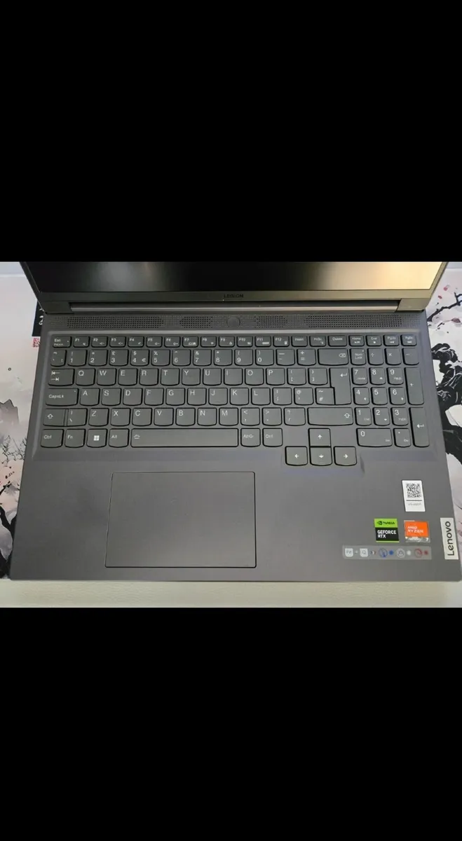 Lenovo Legion Slim 5 (16APH8) - Image 1